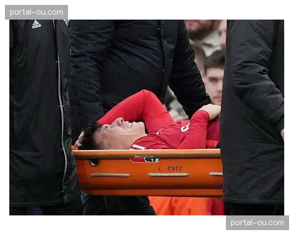 伤病速递：曼联官方更新，利桑德罗-马丁内斯已恢复合练