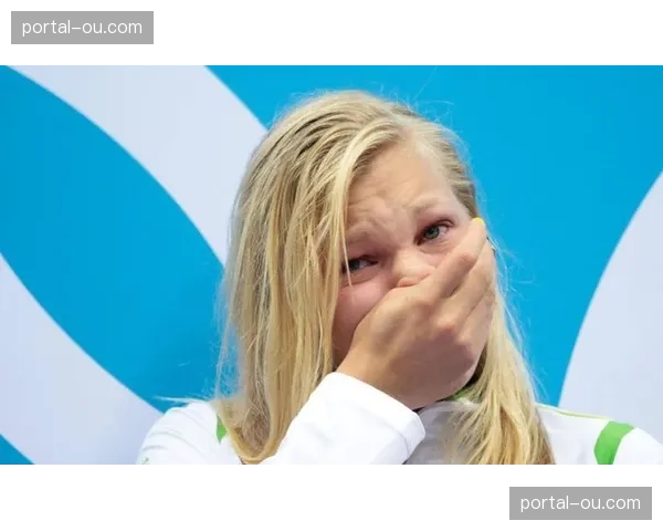 特写：伤愈复出即进球的乌迪内斯老将德乌洛费乌赛后动情落泪